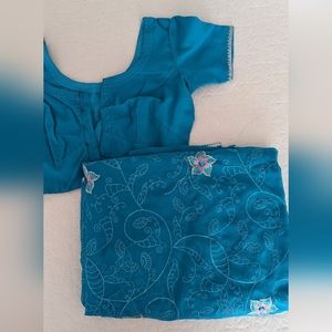 Blue Sequins Border Floral Saree & Blouse & Petticoat